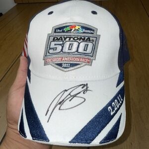 2011 NWOT DAYTONA 500 NASCAR RACING Champion‎ Signed Trevor Bayne  Hat